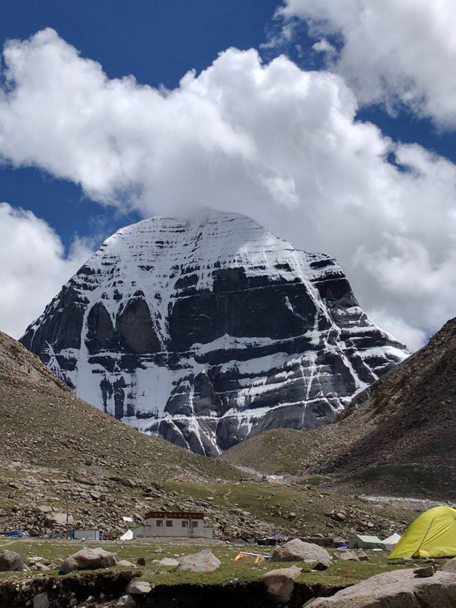 Kailash – A journey inwards – TRAVELISTA 136